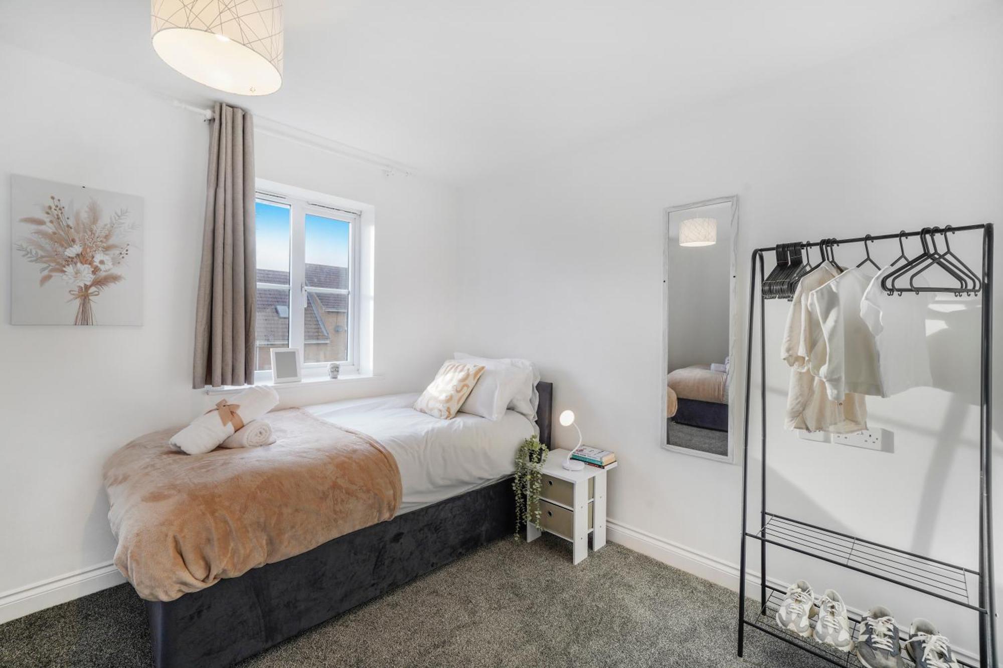 Station & Shops 3Min Walk I Heathrow 15 Mins I X2 Ensuites I Parking X2 Langley Marish Dış mekan fotoğraf