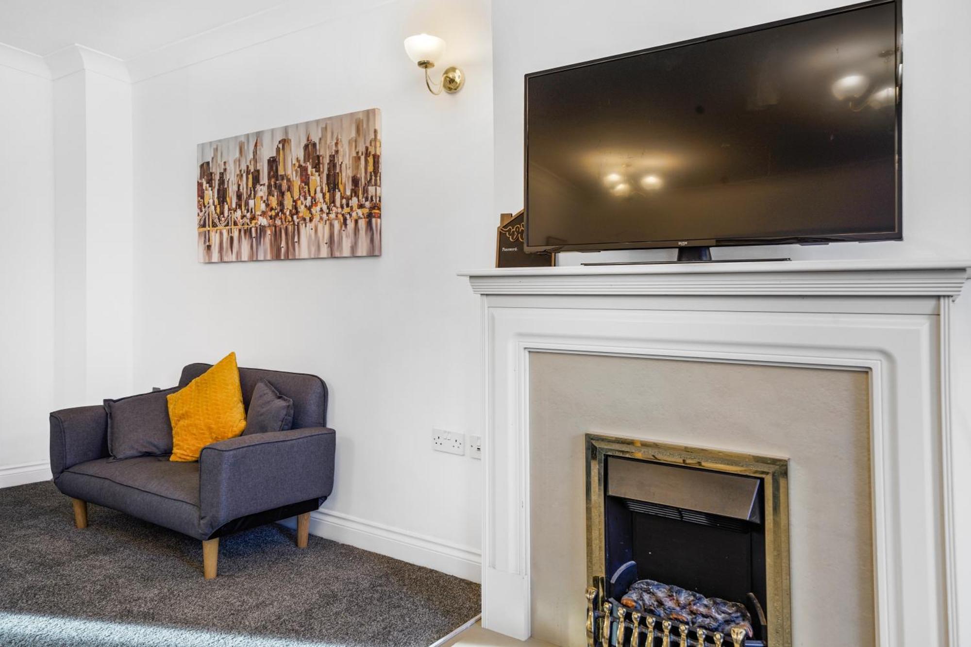 Station & Shops 3Min Walk I Heathrow 15 Mins I X2 Ensuites I Parking X2 Langley Marish Dış mekan fotoğraf
